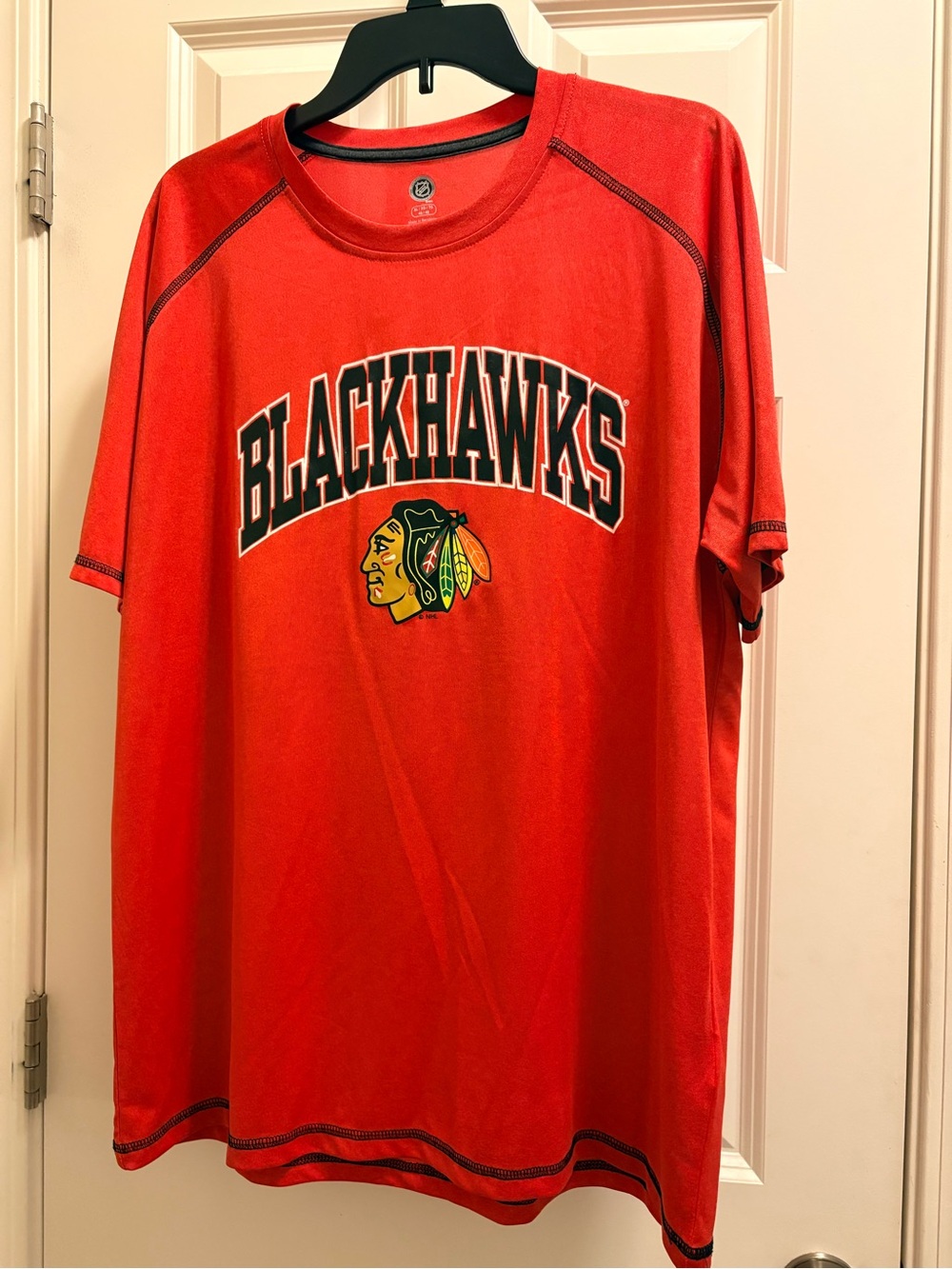 NHL Red Blackhawks Short-Sleeve Tee